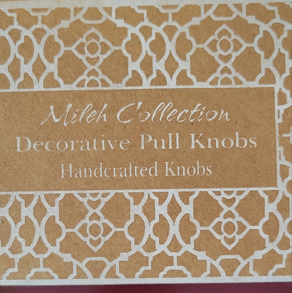 6 Mileh Hand painted Ceramic drawer pulls. Blue.. New. Very Pretty - Picture 3 of 7